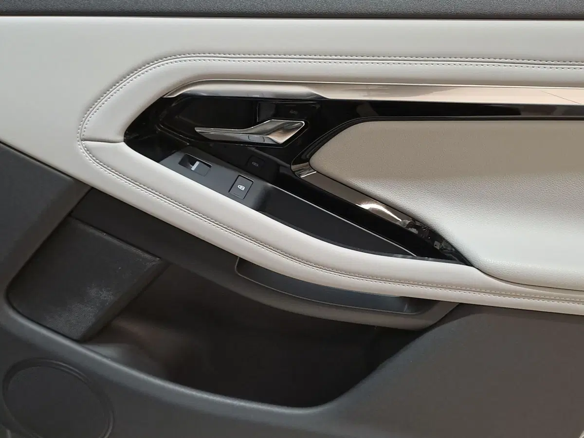 Land Rover Range Rover Evoque usata a Pavia (20)