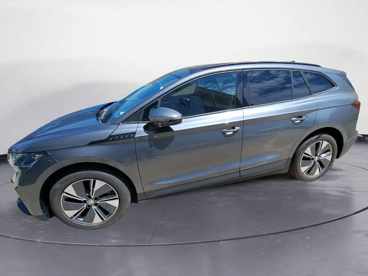 Skoda Enyaq nuova a Cagliari (2)