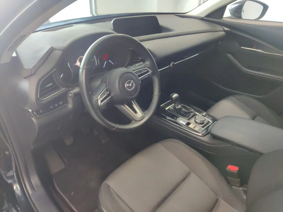 Mazda CX-30 usata a Arezzo (12)