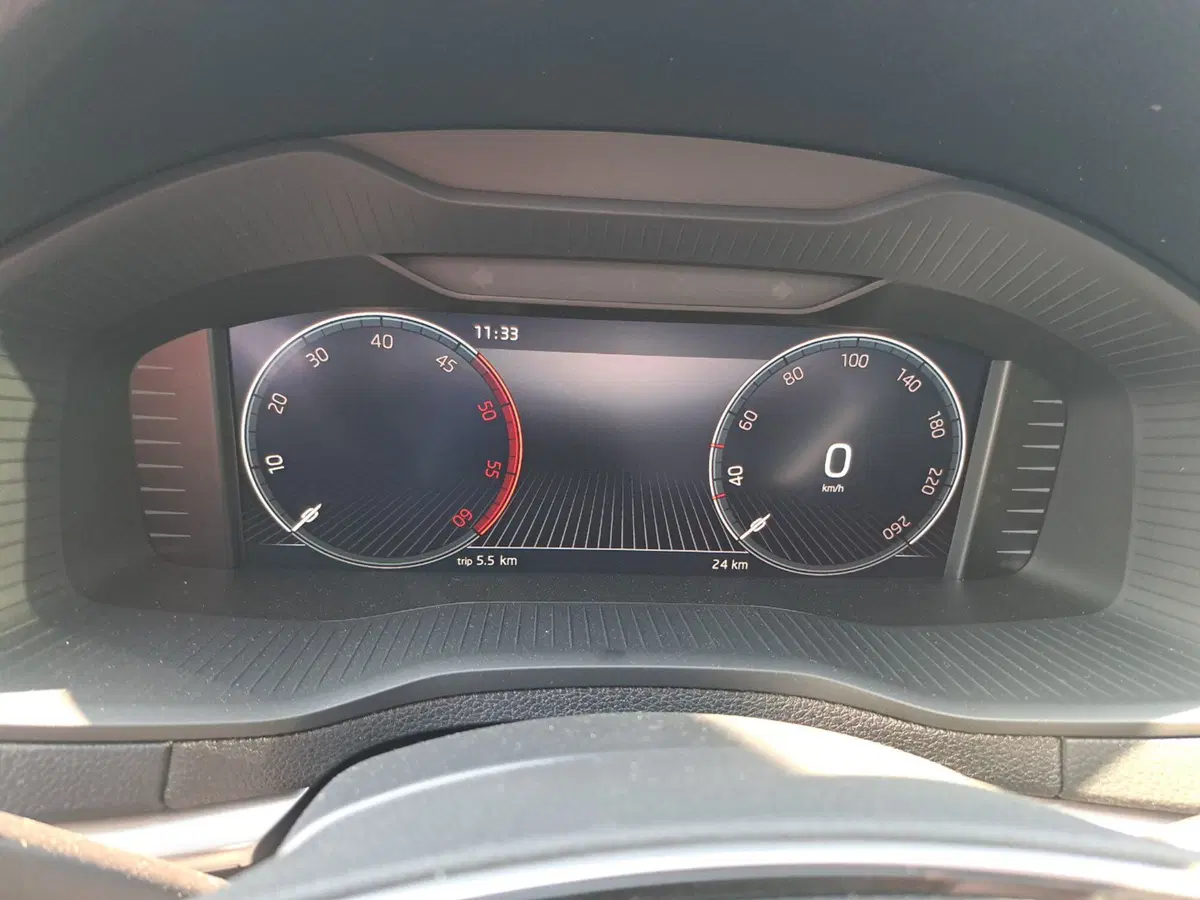 Skoda Karoq nuova a Cagliari (8)