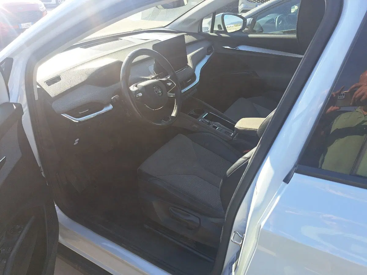 Skoda Enyaq nuova a Cagliari (6)