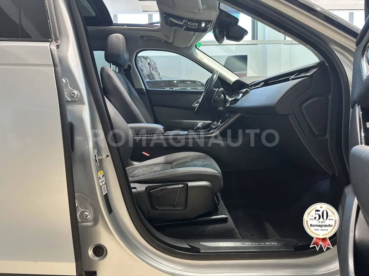 Land Rover Range Rover Velar usata a Forlì-Cesena (10)