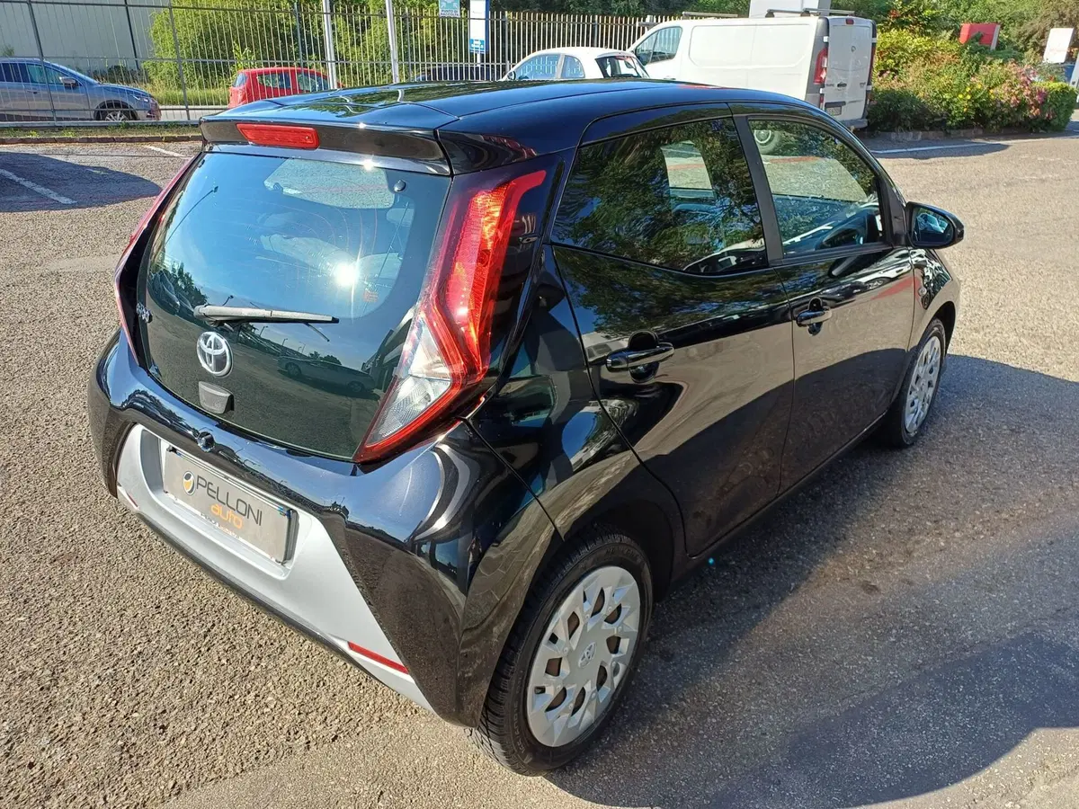 Toyota Aygo usata a Modena (7)