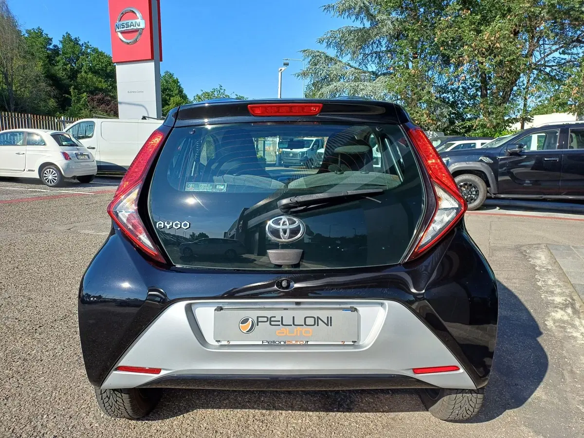 Toyota Aygo usata a Modena (8)