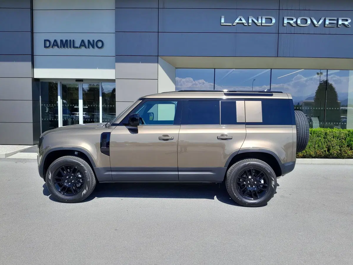 Land Rover Defender usata a Cuneo (4)