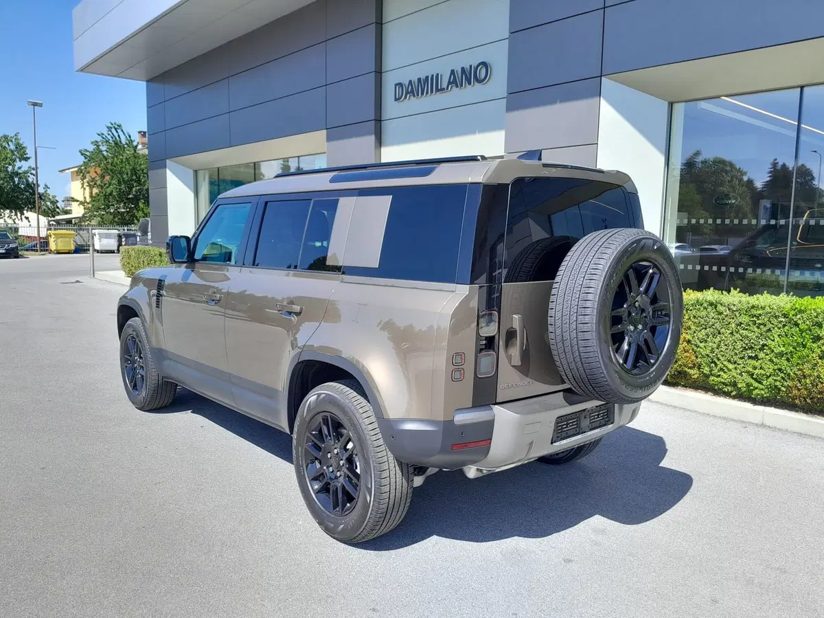 Land Rover Defender usata a Cuneo (6)