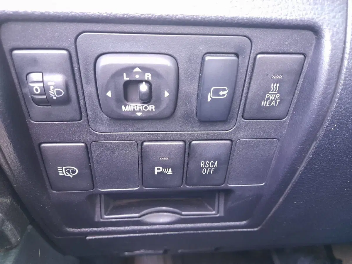 Toyota Land Cruiser V8 usata a L'Aquila (17)