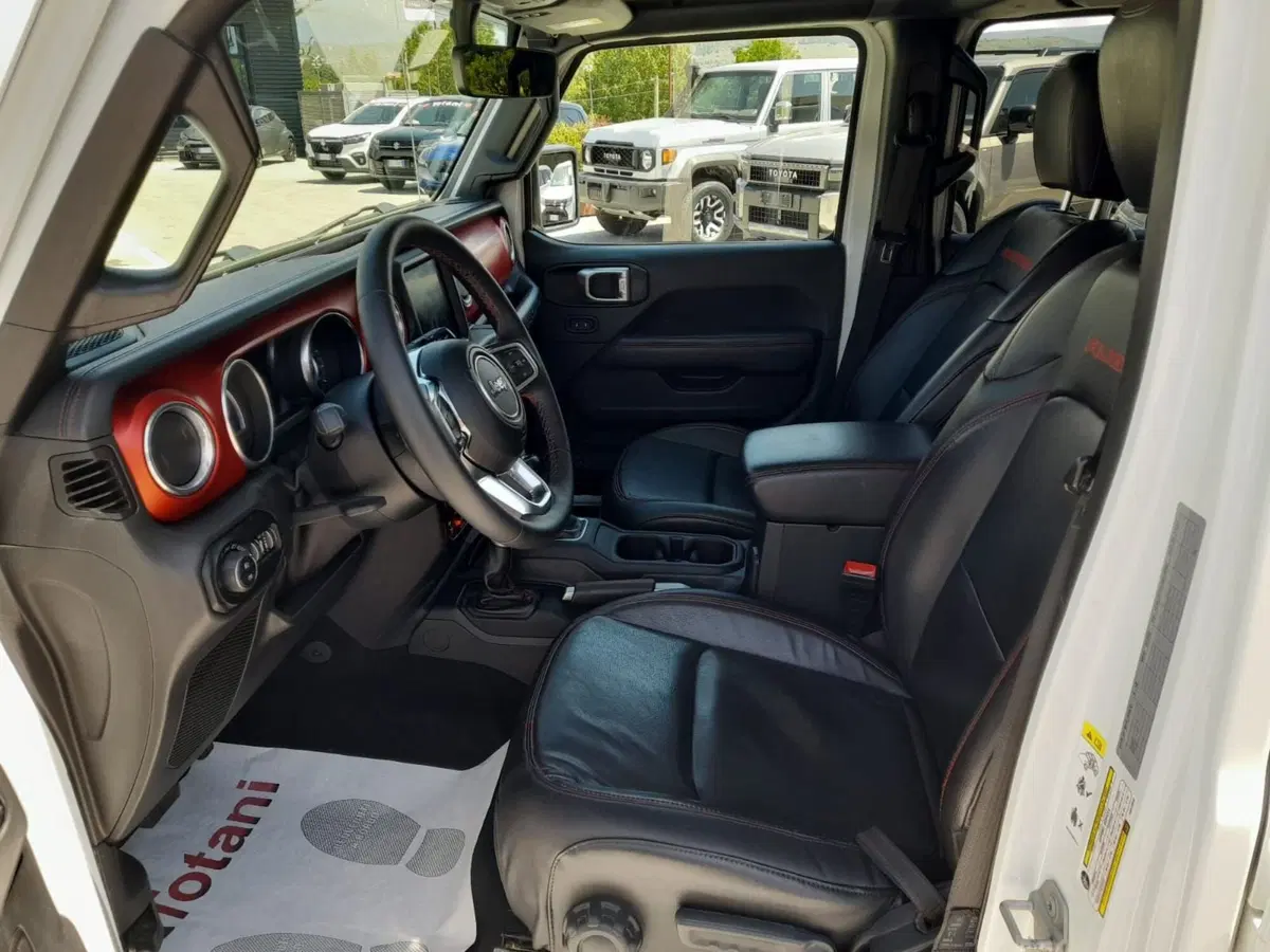 Jeep Wrangler Unlimited usata a L'Aquila (15)