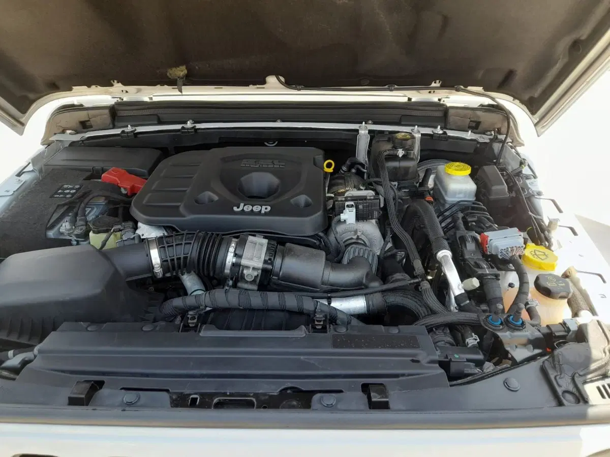 Jeep Wrangler Unlimited usata a L'Aquila (17)