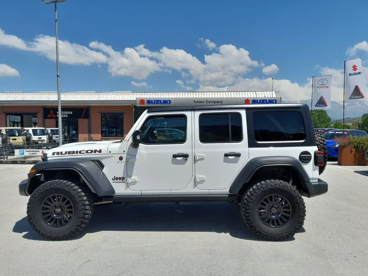 Jeep Wrangler Unlimited usata a L'Aquila (18)