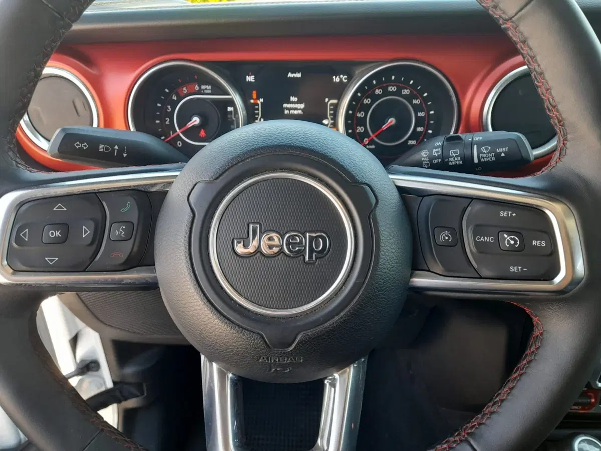 Jeep Wrangler Unlimited usata a L'Aquila (19)