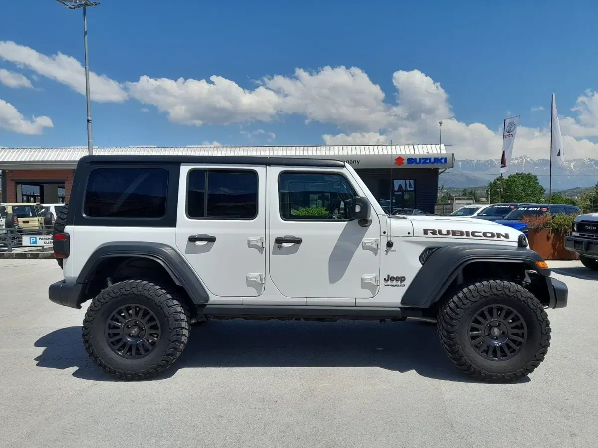 Jeep Wrangler Unlimited usata a L'Aquila (2)