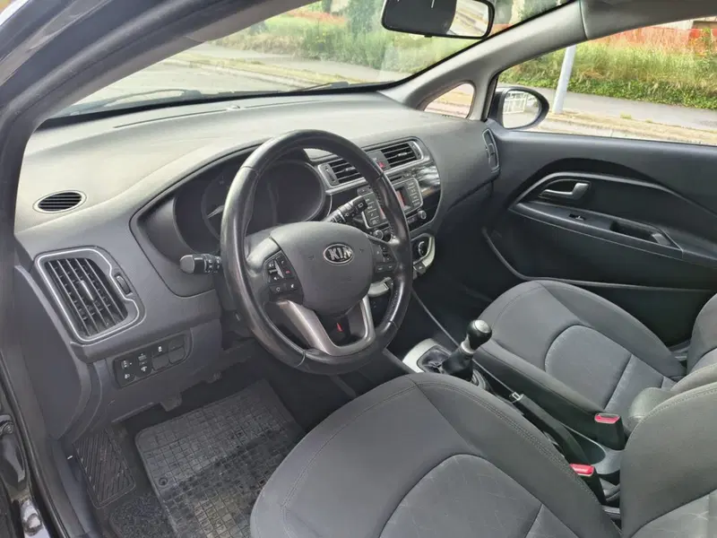 Kia Rio usata a Padova (9)