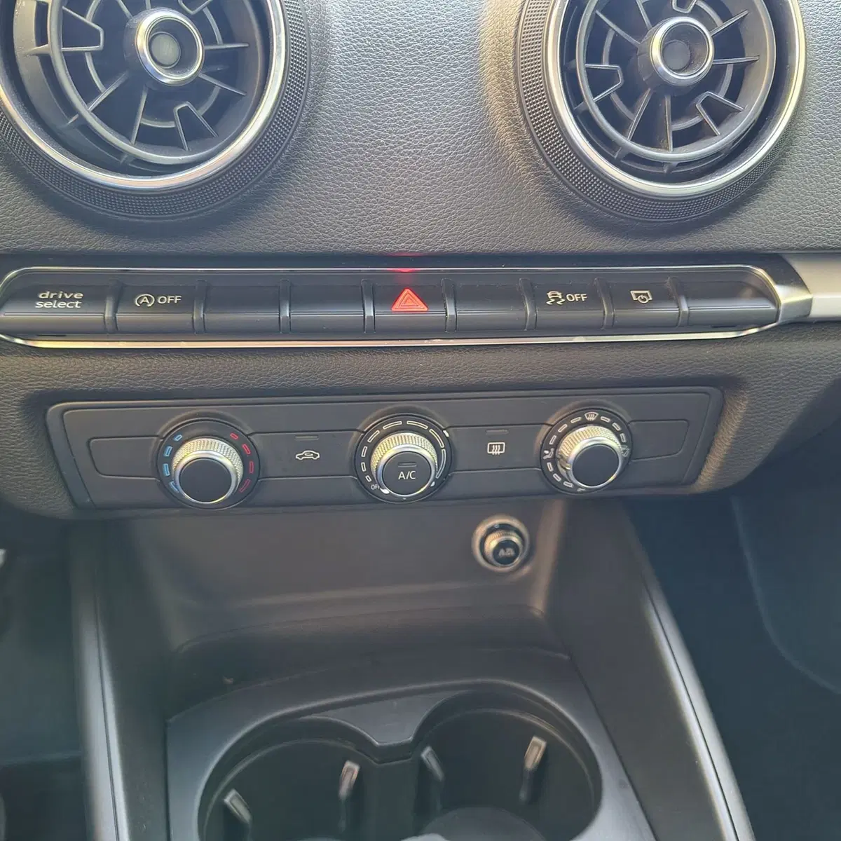 Audi A3 Cabrio usata a Padova (17)