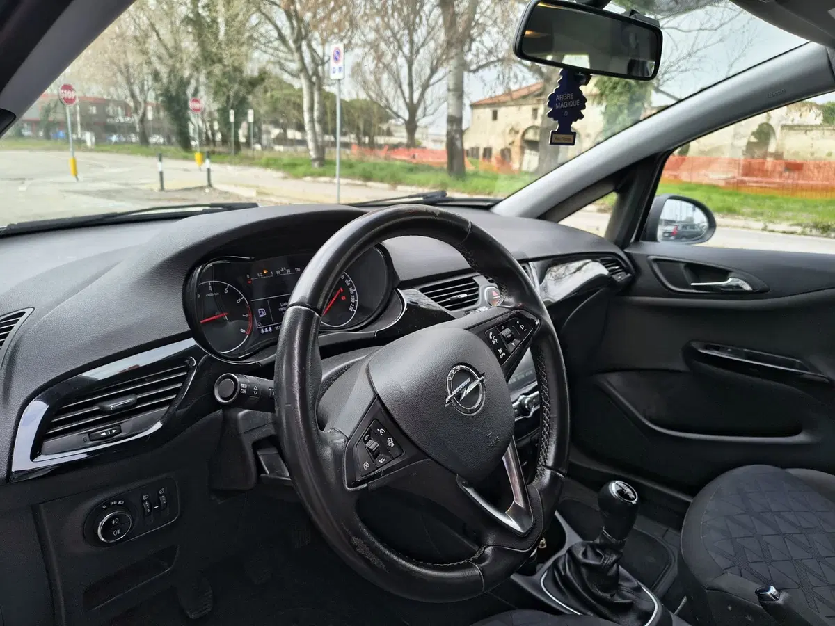Opel Corsa usata a Padova (10)