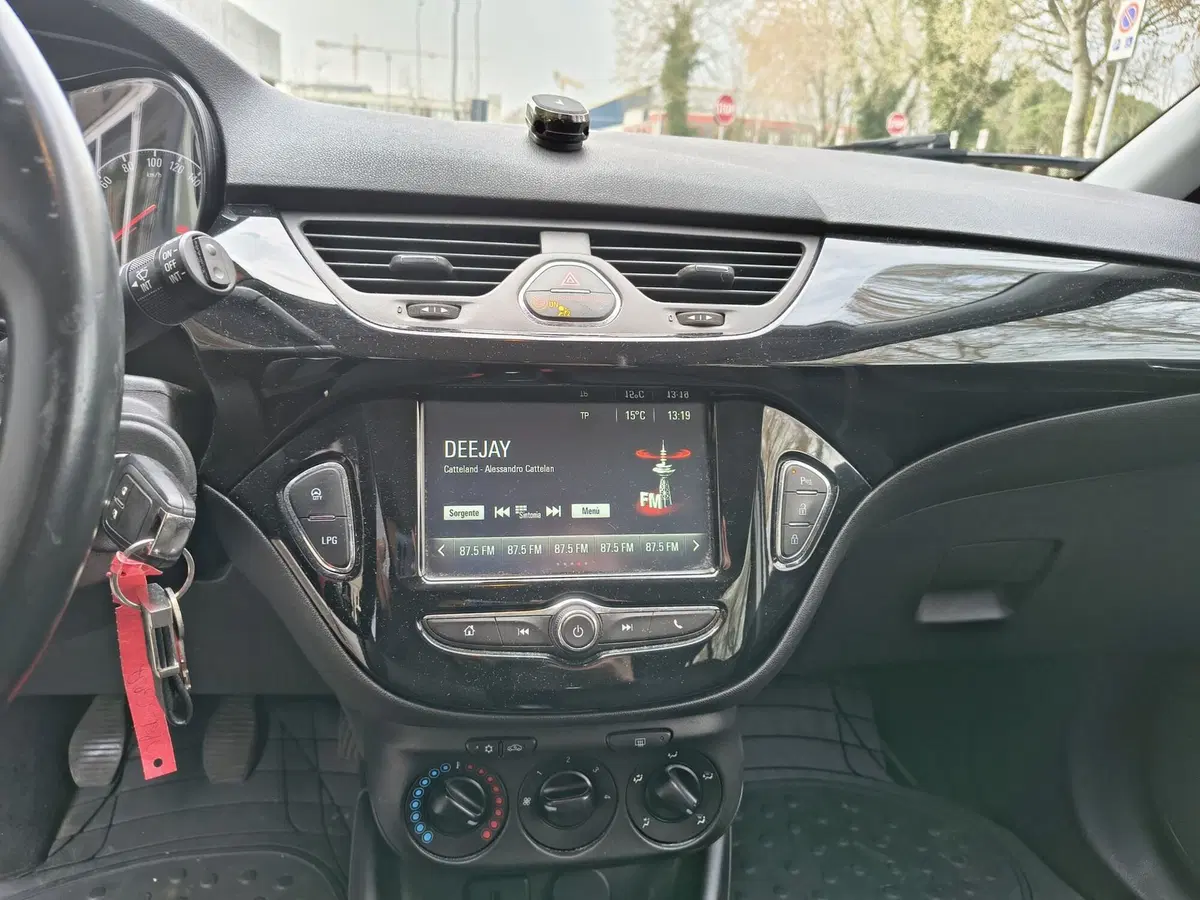 Opel Corsa usata a Padova (12)