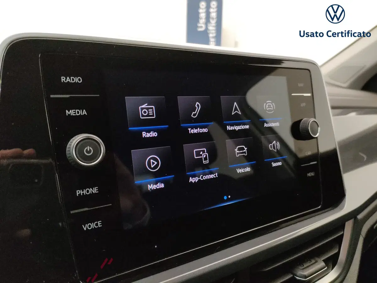 Volkswagen T-Roc usata a Varese (14)