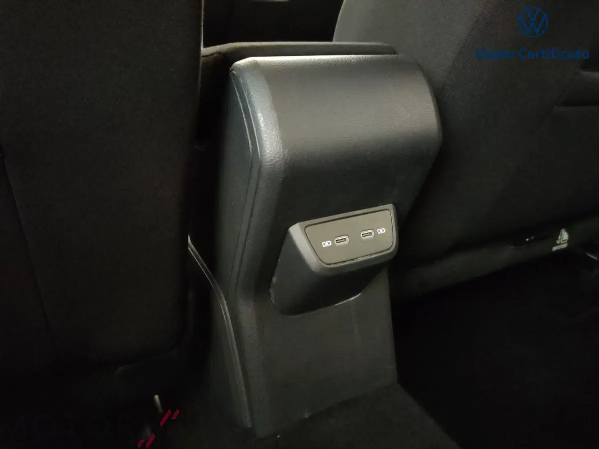 Volkswagen Polo usata a Varese (12)