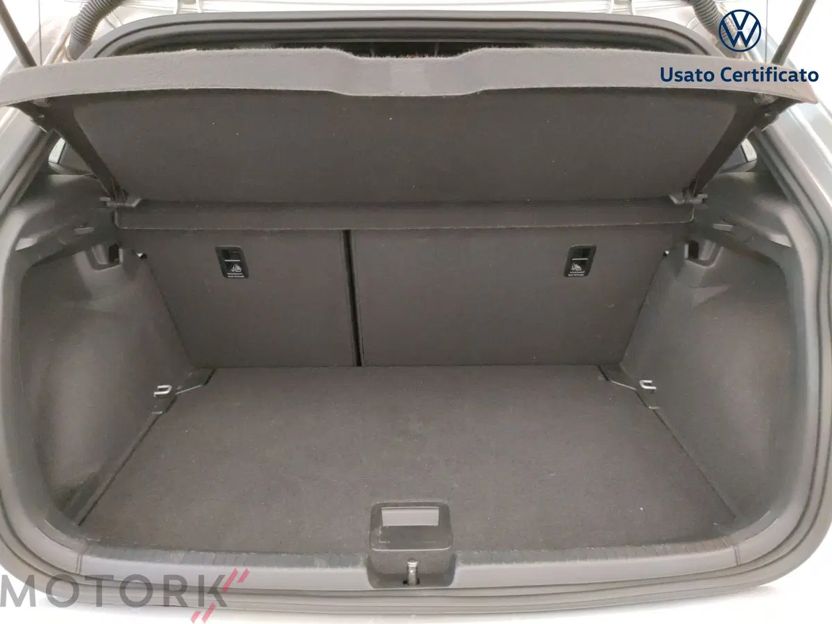 Volkswagen Polo usata a Varese (9)