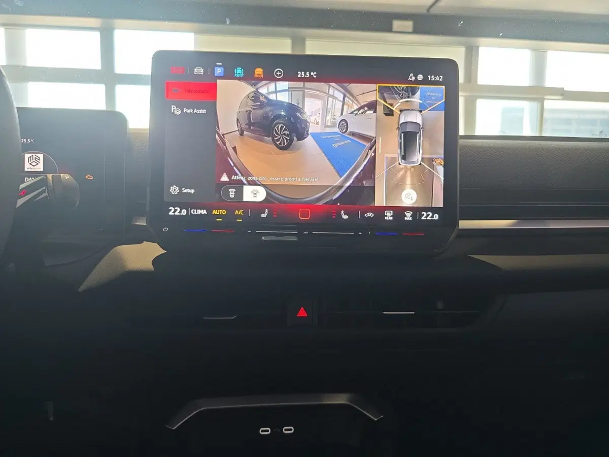 Volkswagen T-Roc nuova a Siena (14)