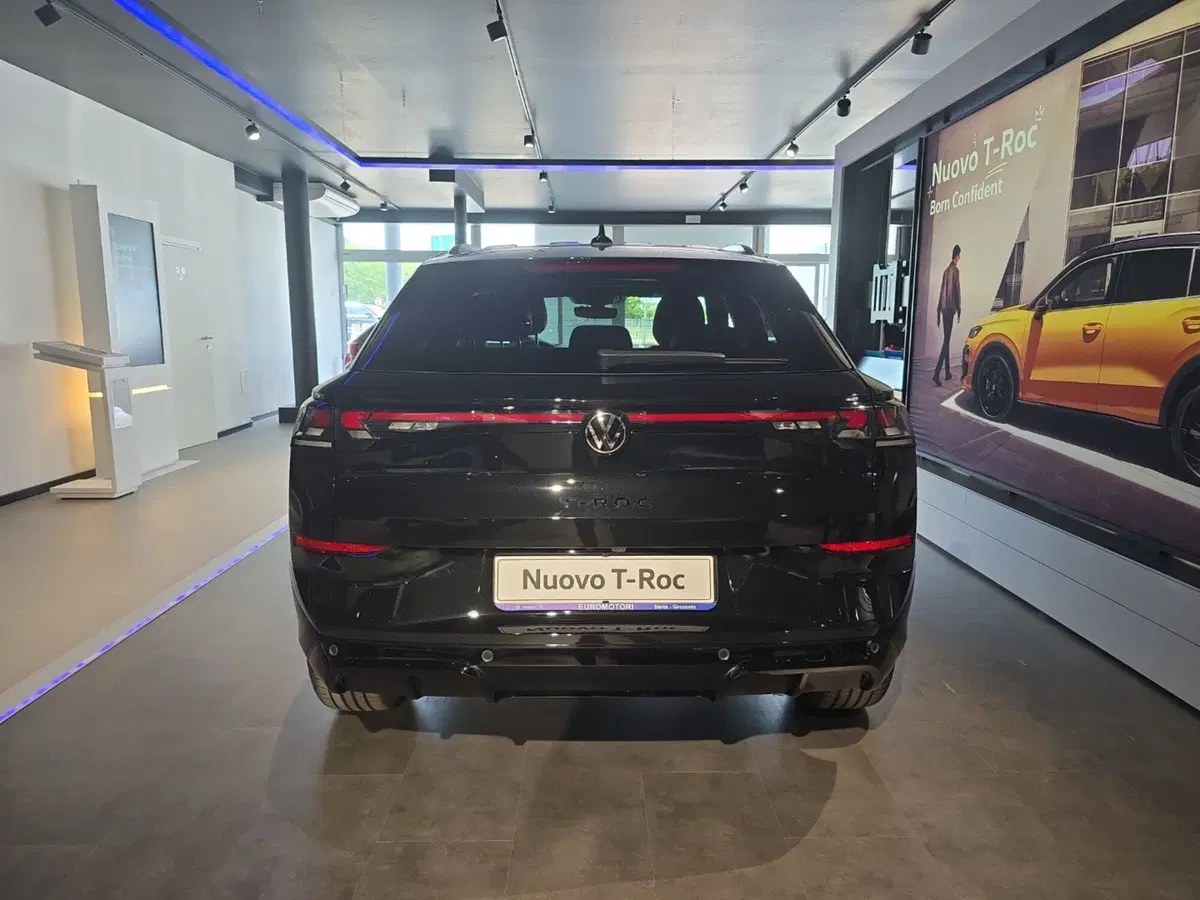 Volkswagen T-Roc nuova a Siena (4)