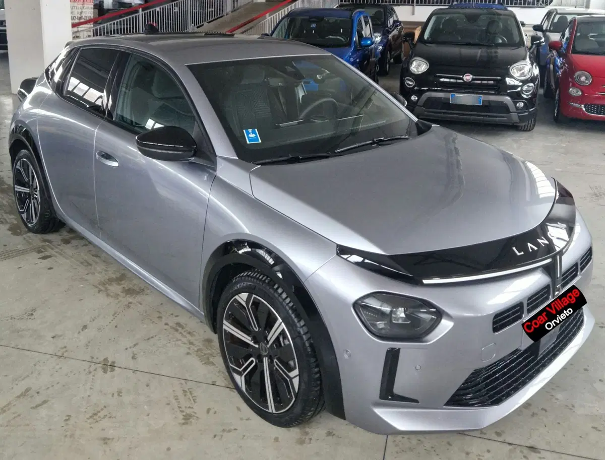 Lancia Ypsilon usata a Terni