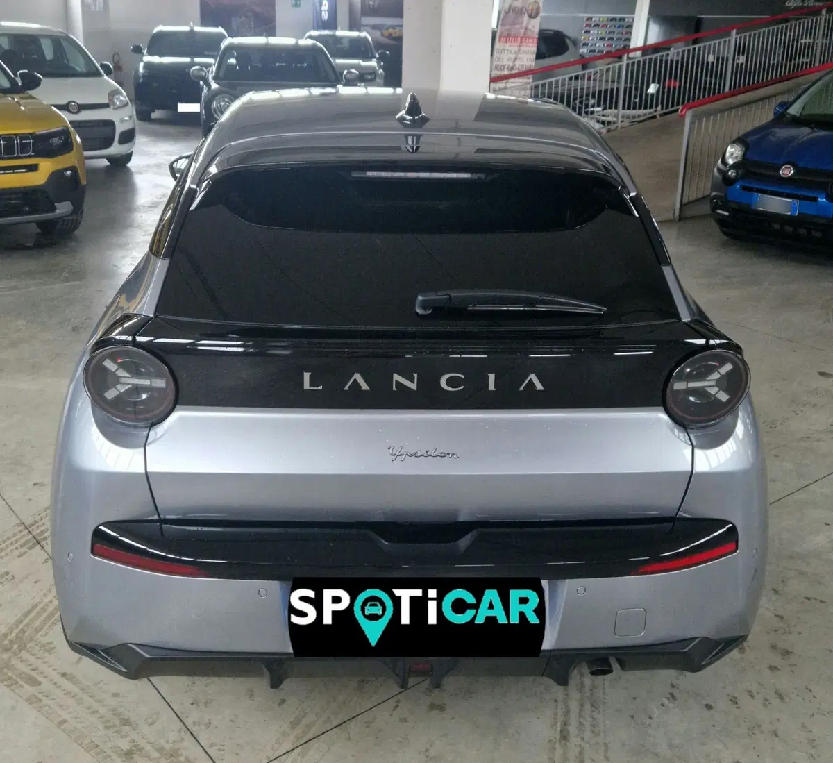 Lancia Ypsilon usata a Terni (5)