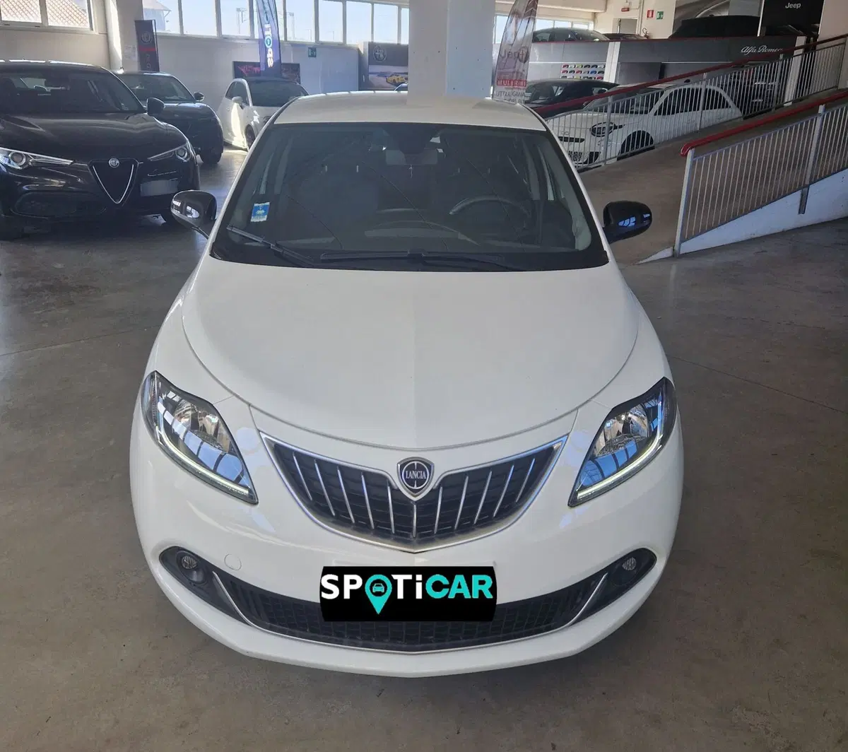Lancia Ypsilon usata a Terni (2)