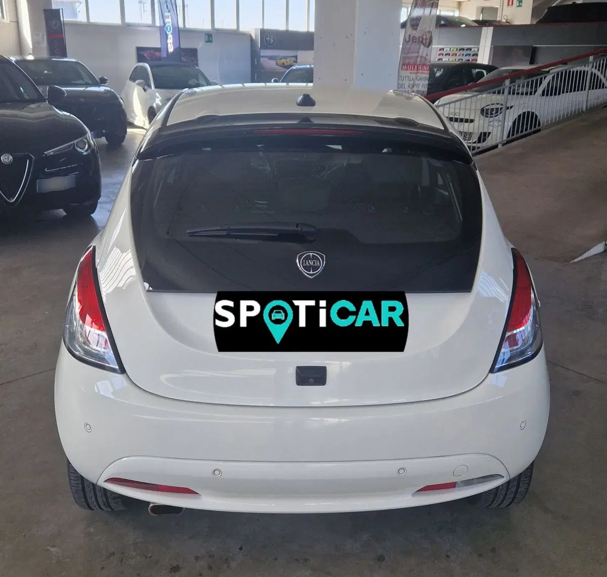 Lancia Ypsilon usata a Terni (5)