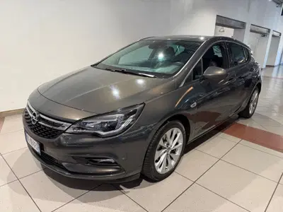 Opel Astra Station Wagon 1.4 Turbo 150CV Start&amp;Stop Sports Elective del 2016 usata a Genova