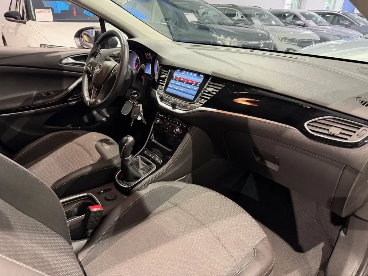 Opel Astra Station Wagon usata a Genova (10)