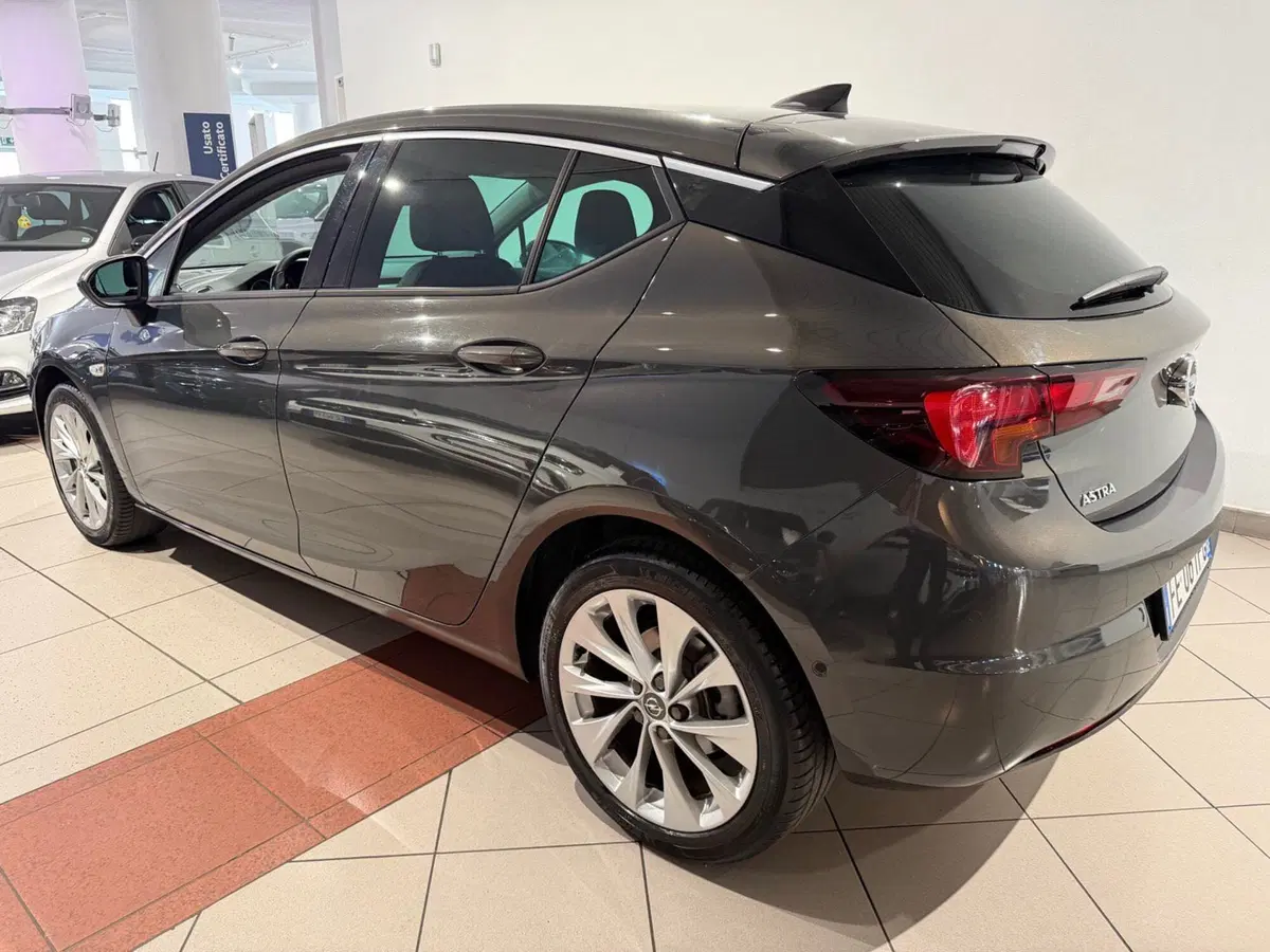 Opel Astra Station Wagon usata a Genova (3)