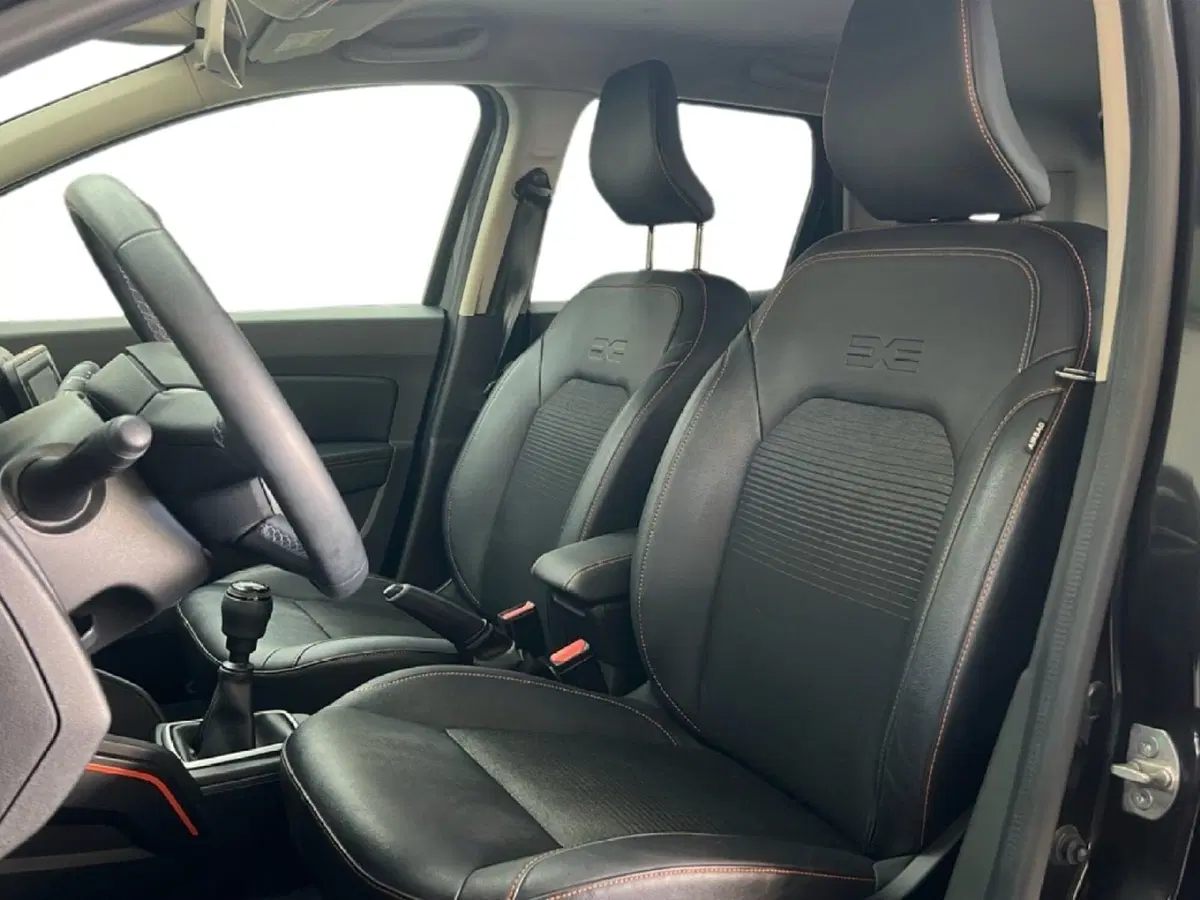 Dacia Duster usata a Roma (12)