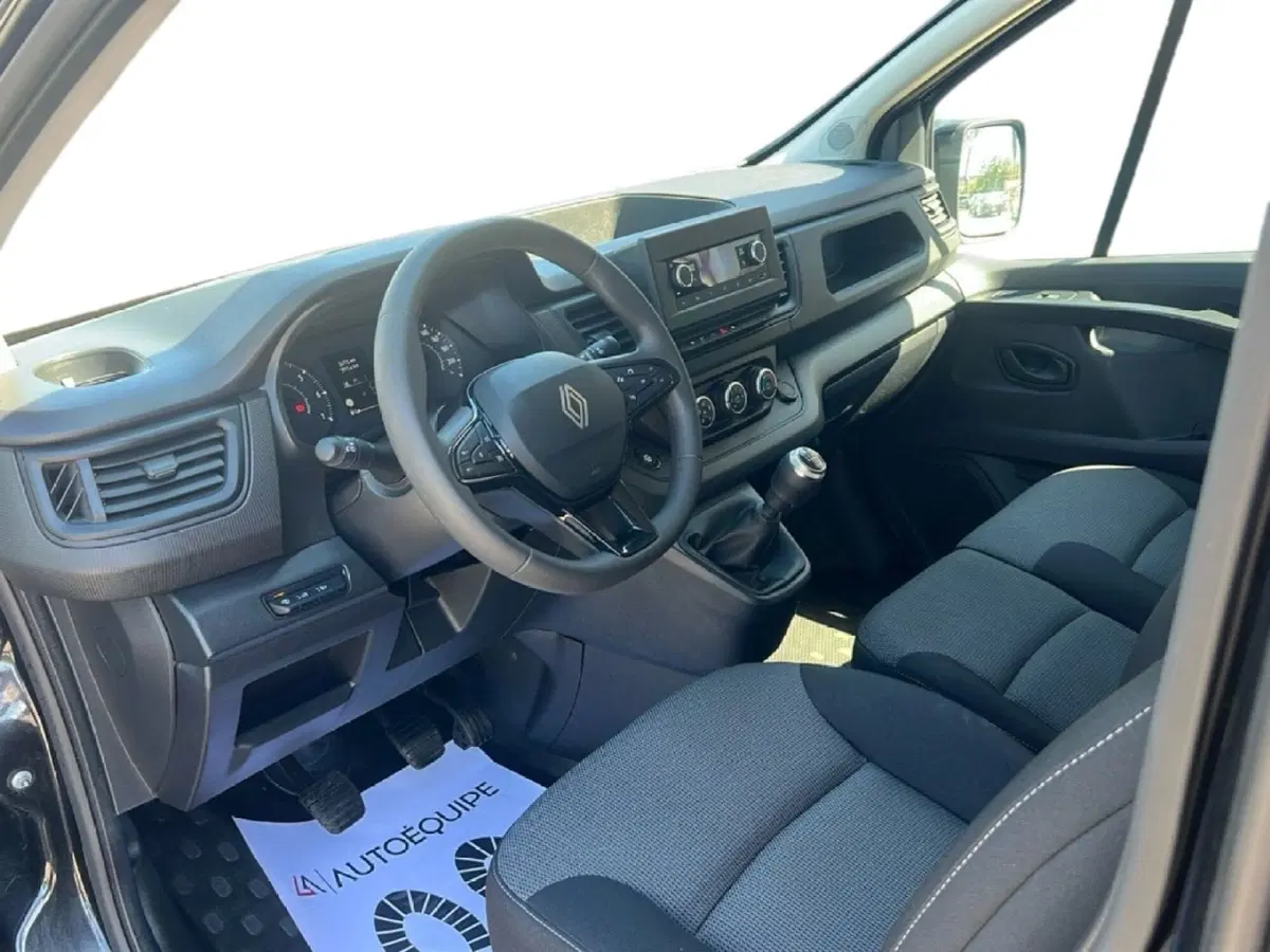 Renault Trafic usata a Roma (11)