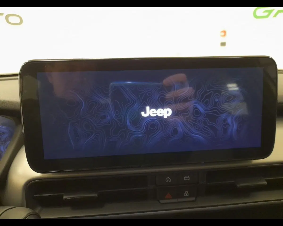 Jeep Avenger nuova a Alessandria (12)