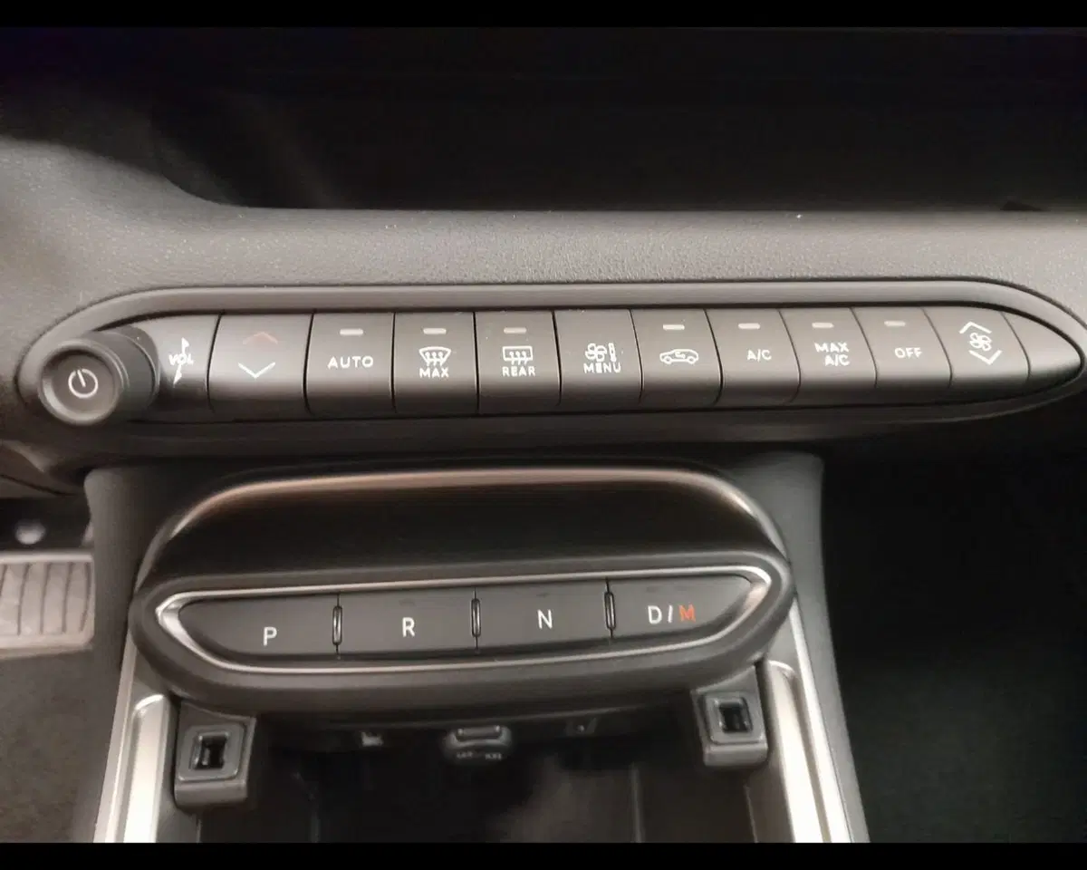 Jeep Avenger nuova a Alessandria (14)