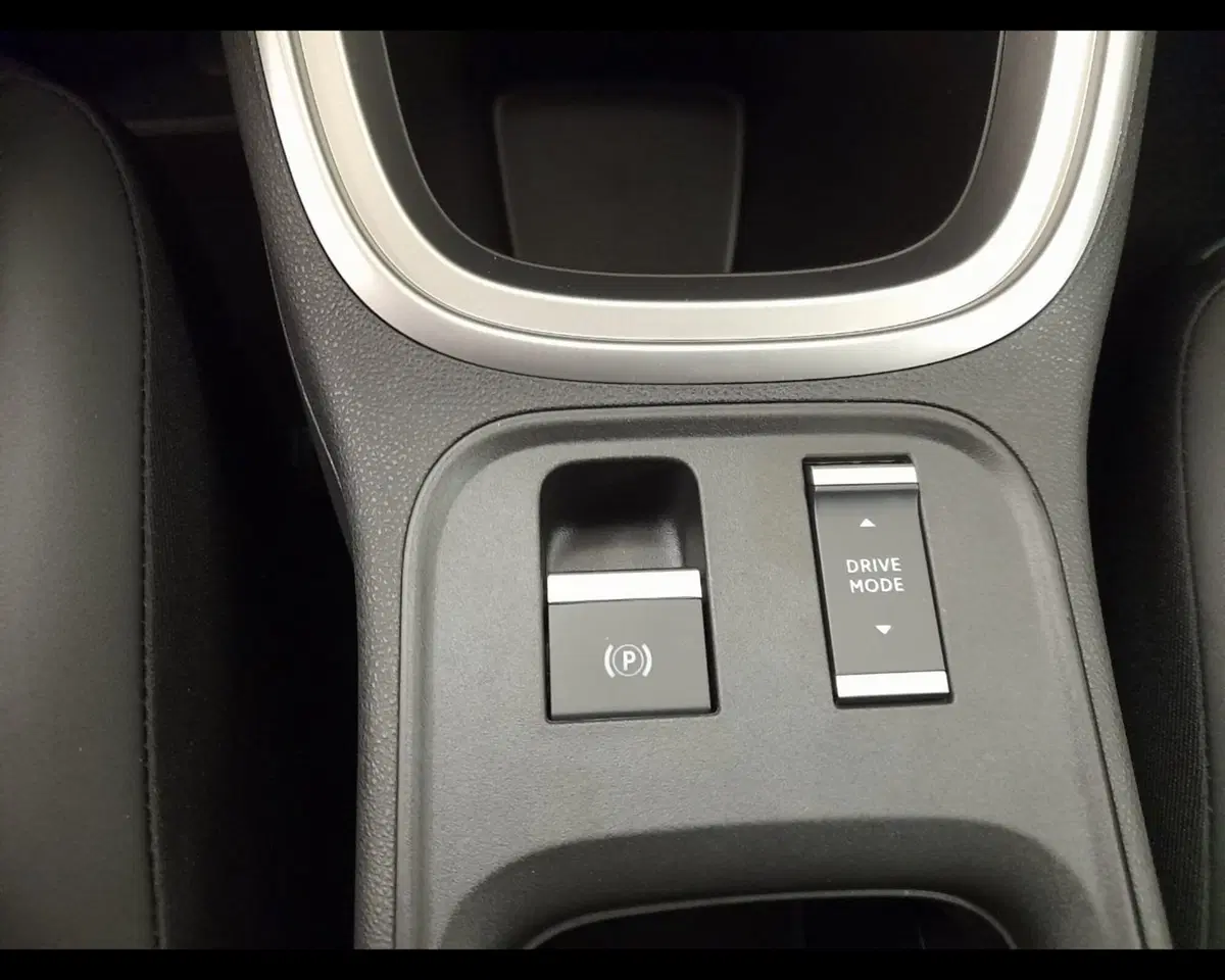 Jeep Avenger nuova a Alessandria (16)