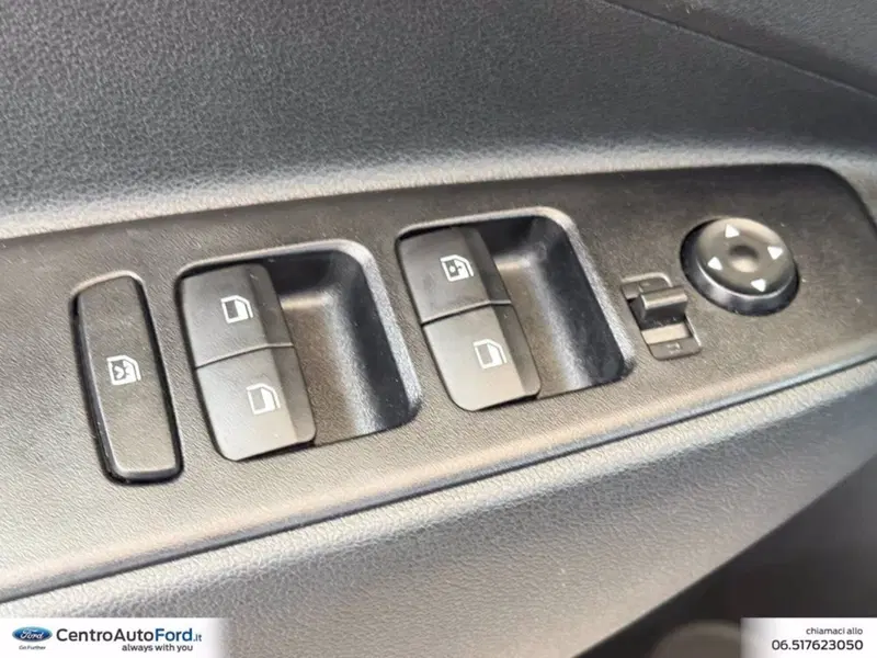 Hyundai i10 usata a Roma (18)