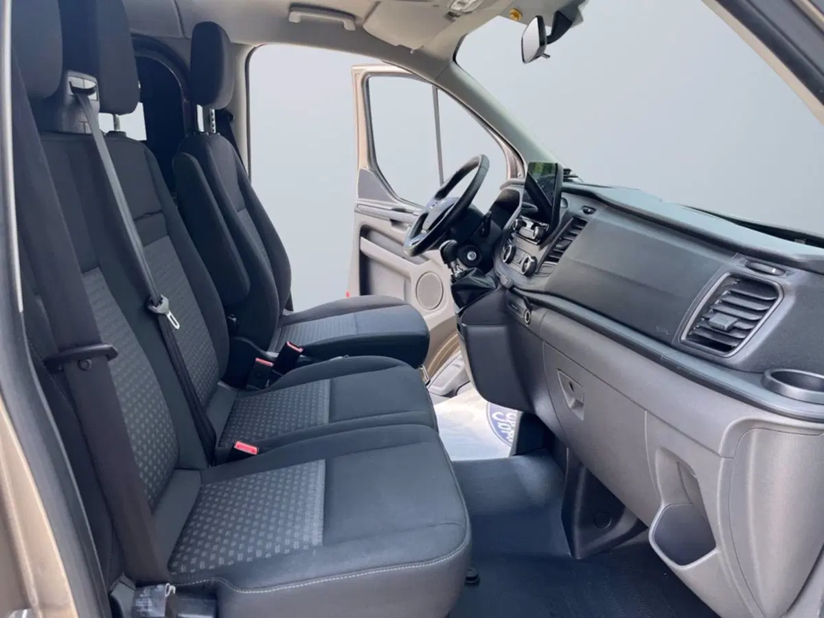 Ford Transit Custom Furgone usata a Milano (16)