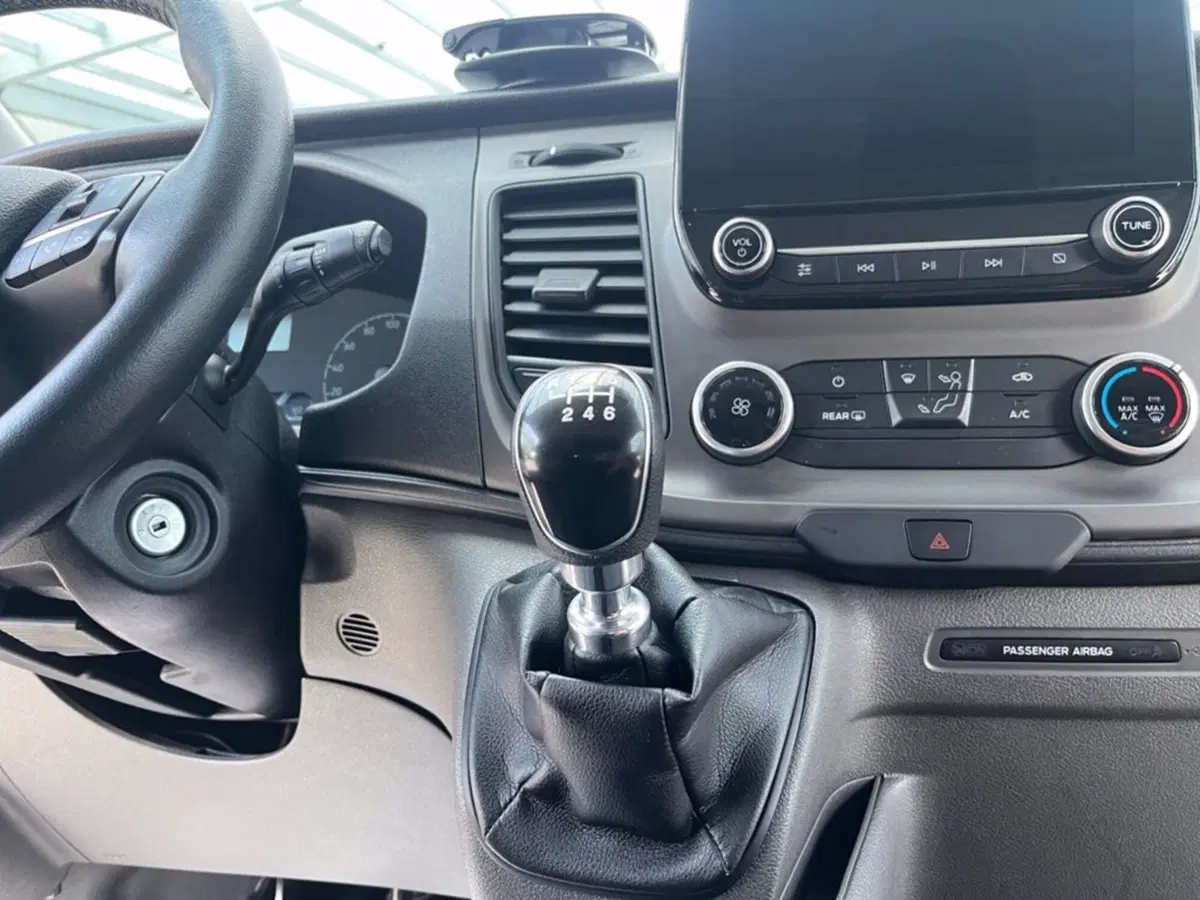 Ford Transit Custom Furgone usata a Milano (17)