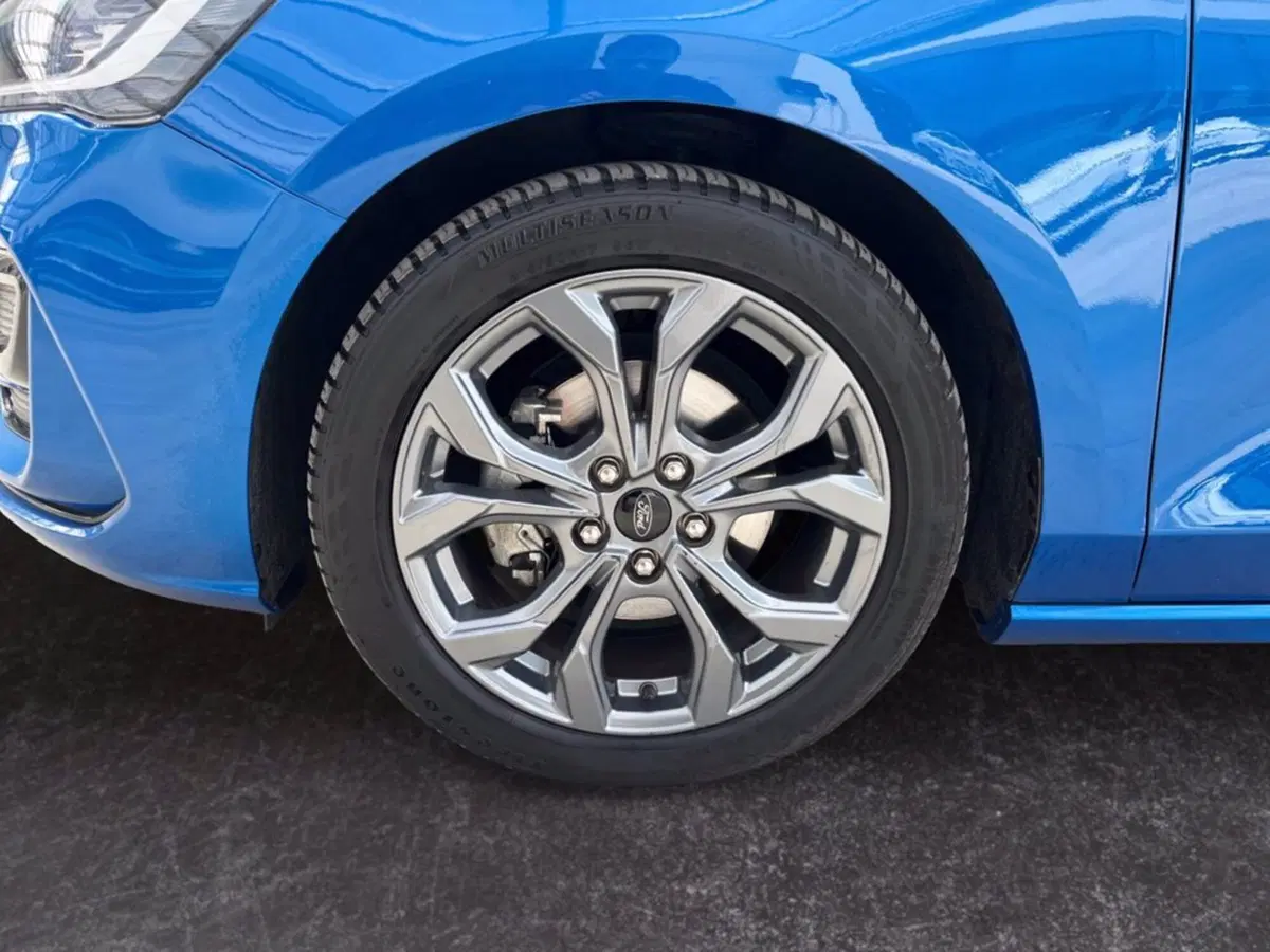 Ford Focus usata a Milano (9)