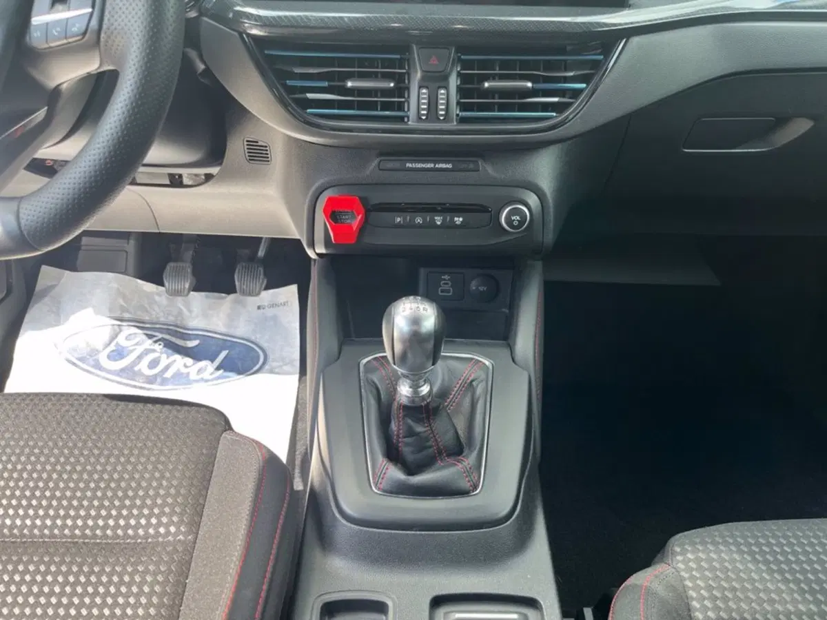 Ford Focus usata a Milano (17)