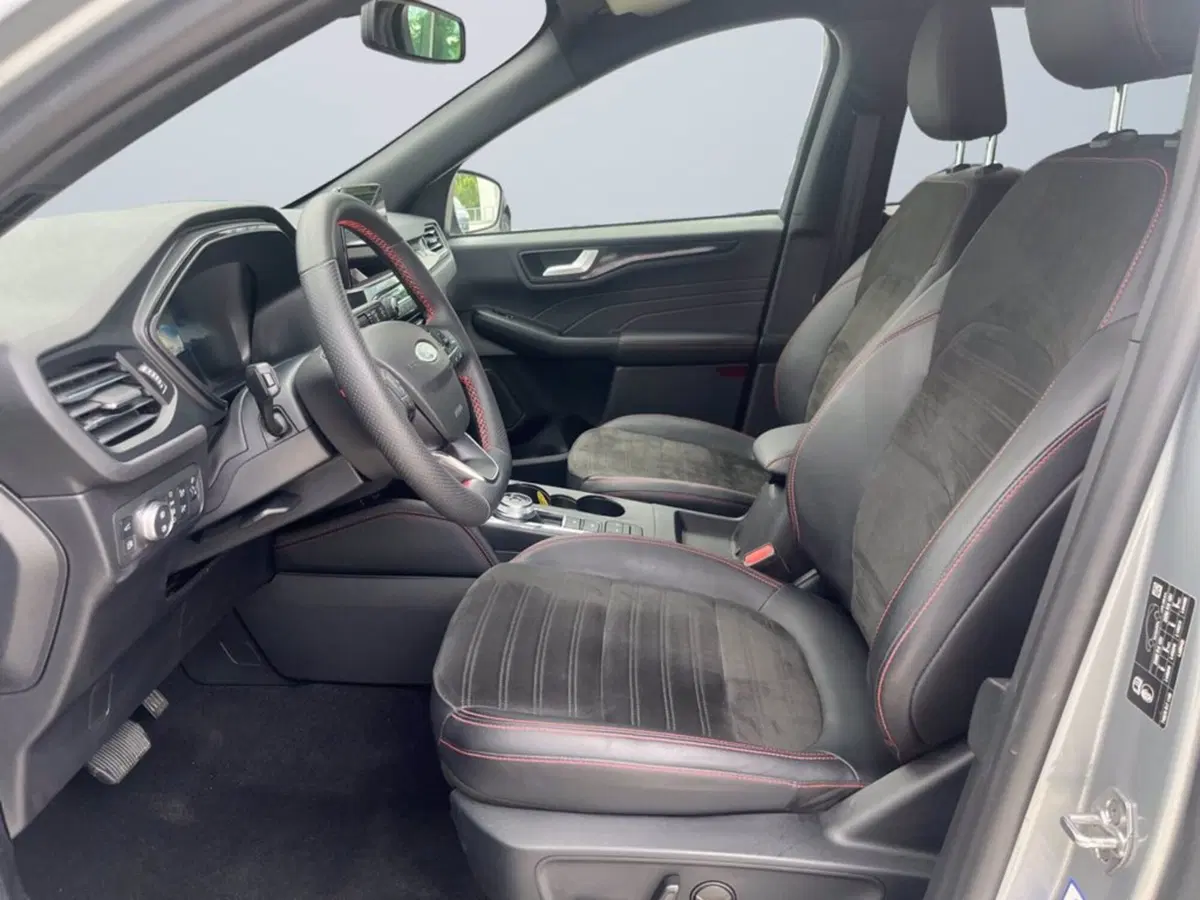 Ford Kuga usata a Milano (11)