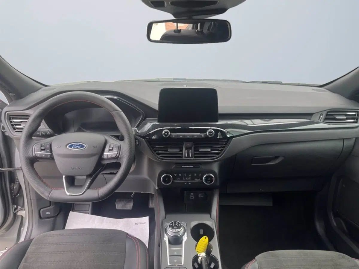 Ford Kuga usata a Milano (12)