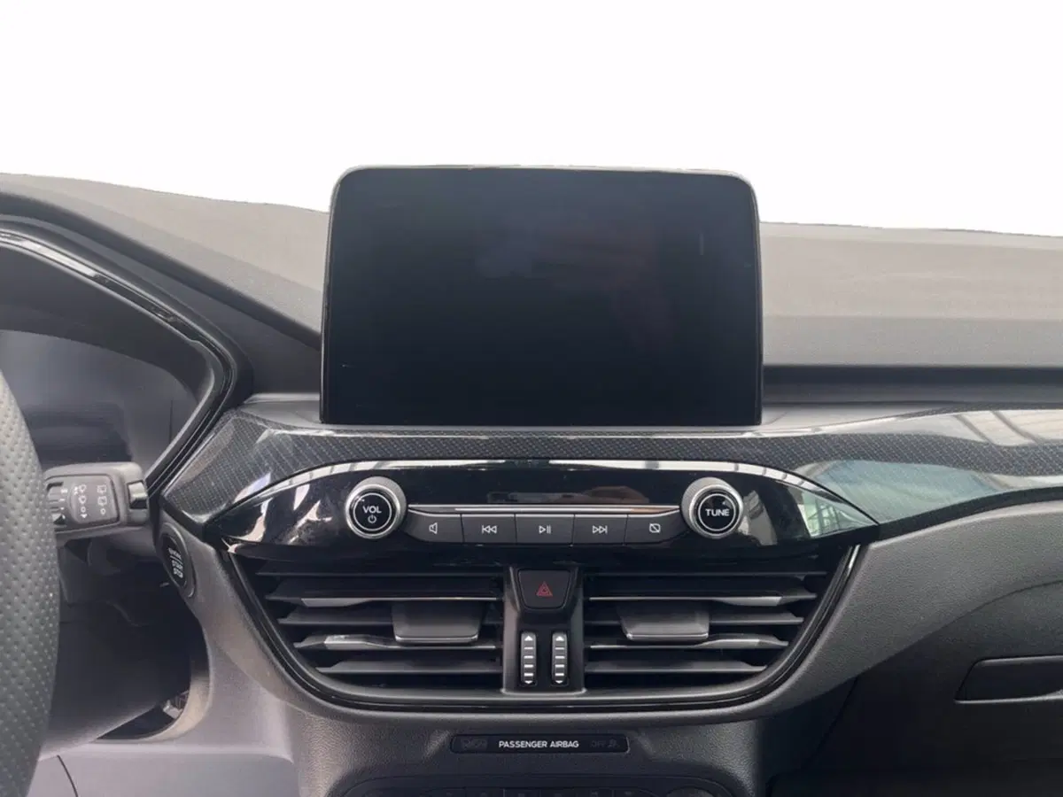 Ford Kuga usata a Milano (15)