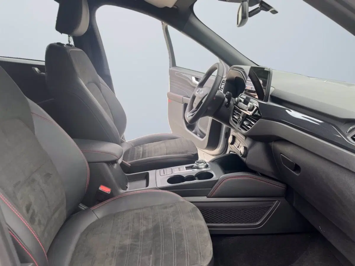 Ford Kuga usata a Milano (16)