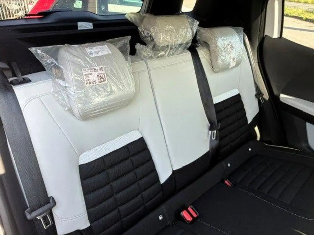 Citroen C3 Aircross nuova a Milano (12)