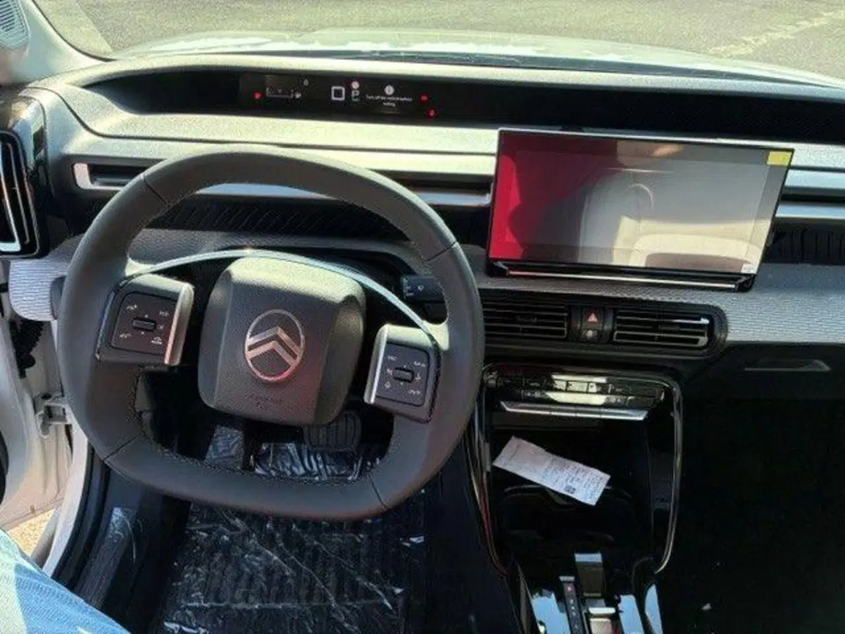 Citroen C3 Aircross nuova a Milano (15)