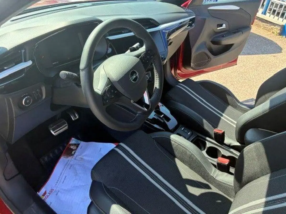 Opel Corsa usata a Milano (9)
