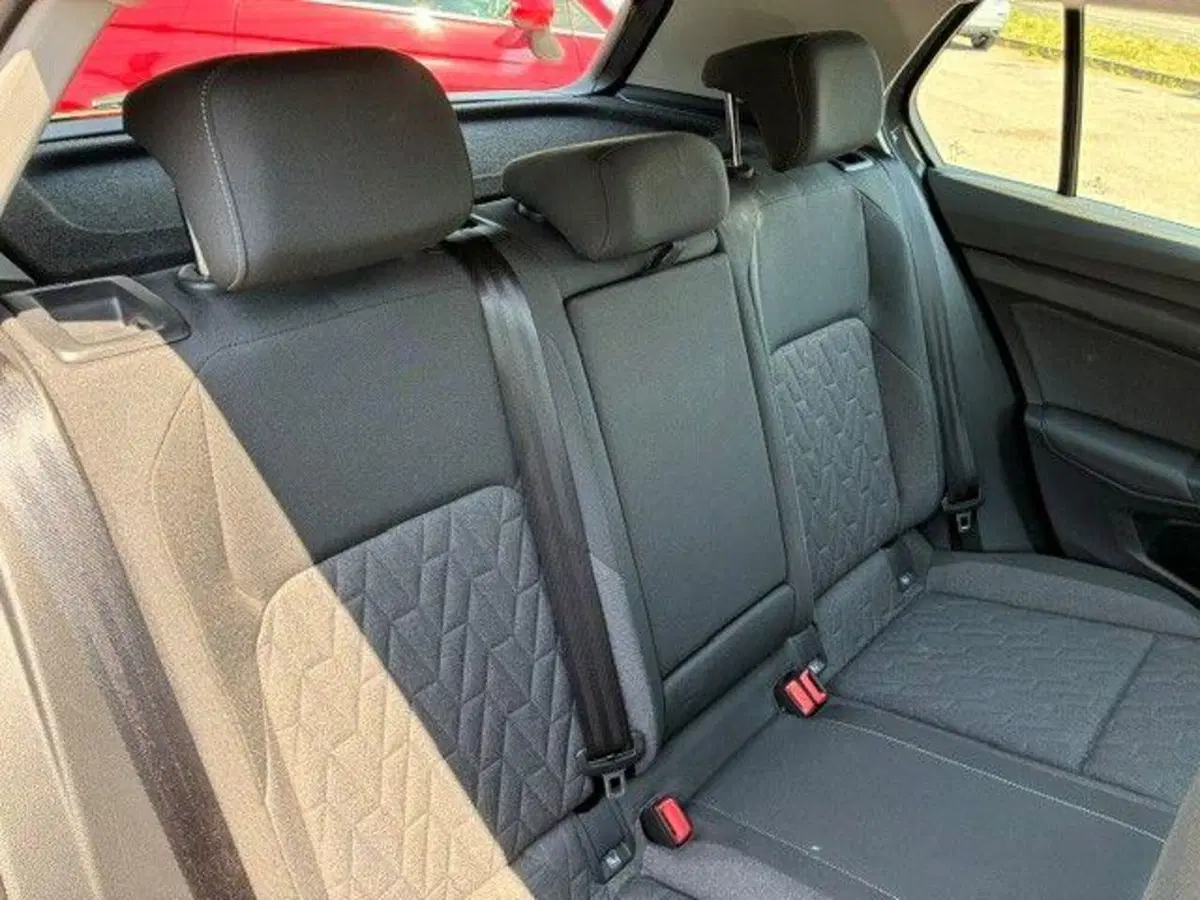 Volkswagen Golf usata a Milano (12)